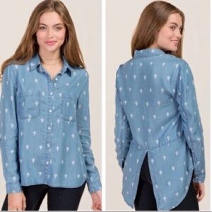 Francesca’s Collections Harper Denim Chambray Cactus Button Up Shirt